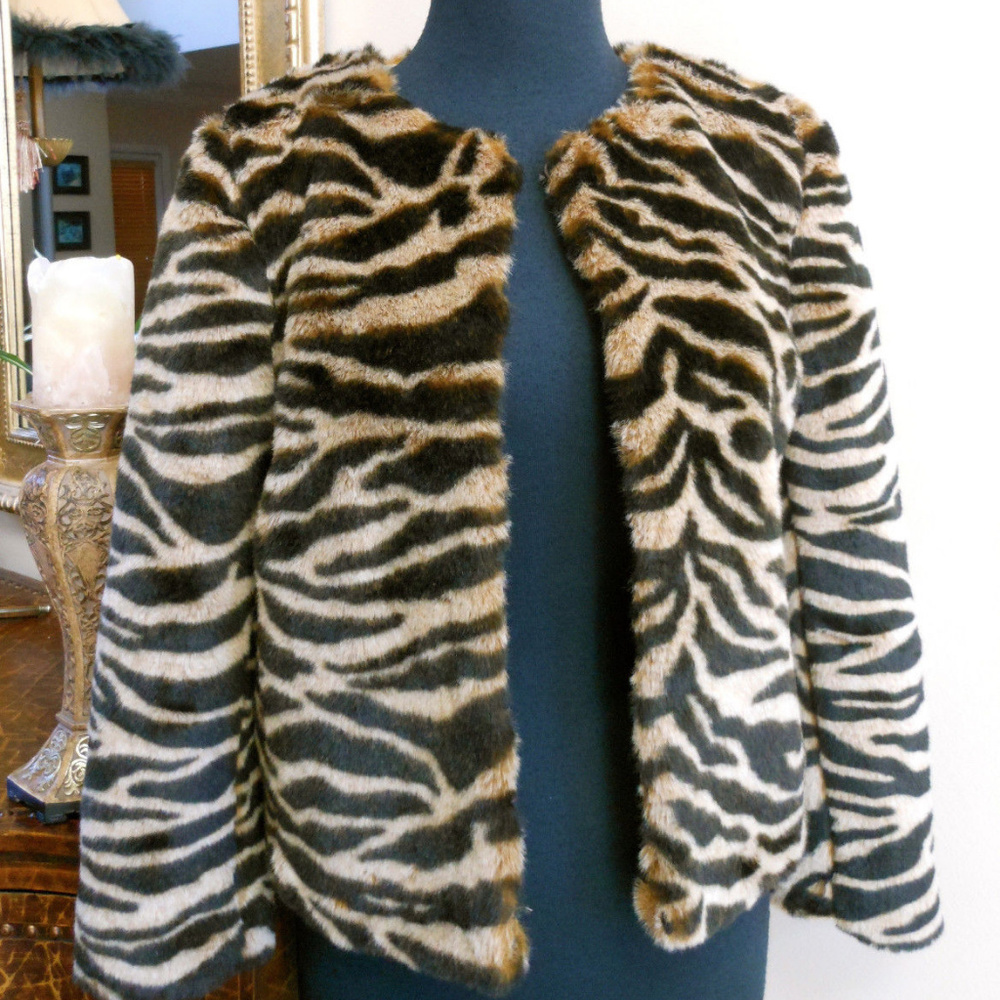 BANANA REPUBLIC Faux-Fur Animal Print Jacket XS - Picture 2 of 5
